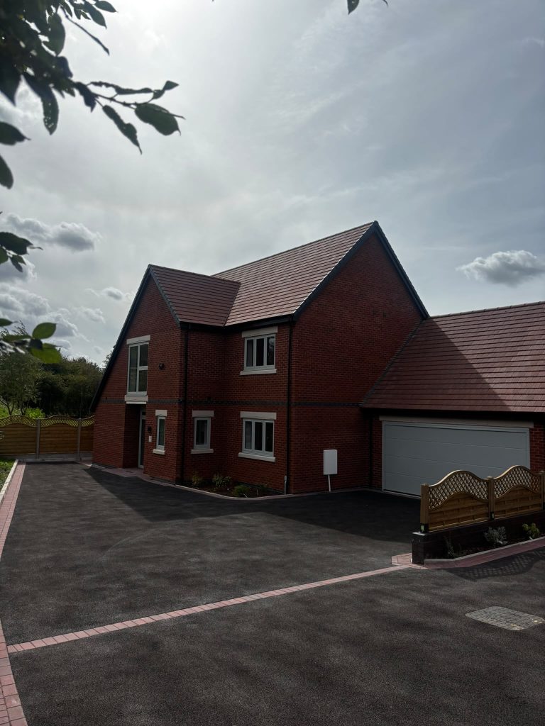 8 New Build Detached Homes in Fradley, Lichfield. Built by Edward Construction Ltd